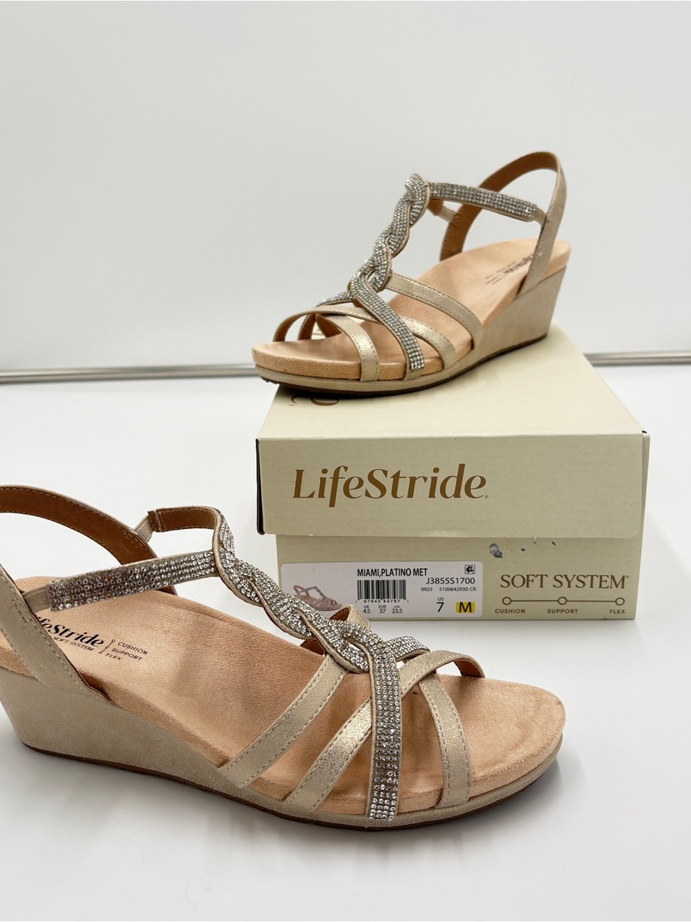 LifeStride Miami Wedge Sandal Platino Metallic Rhinestone Comfort Womenโs Size 7